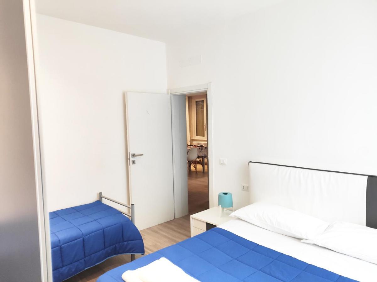 רימיני Mamma Casa Marina Center Apartments מראה חיצוני תמונה