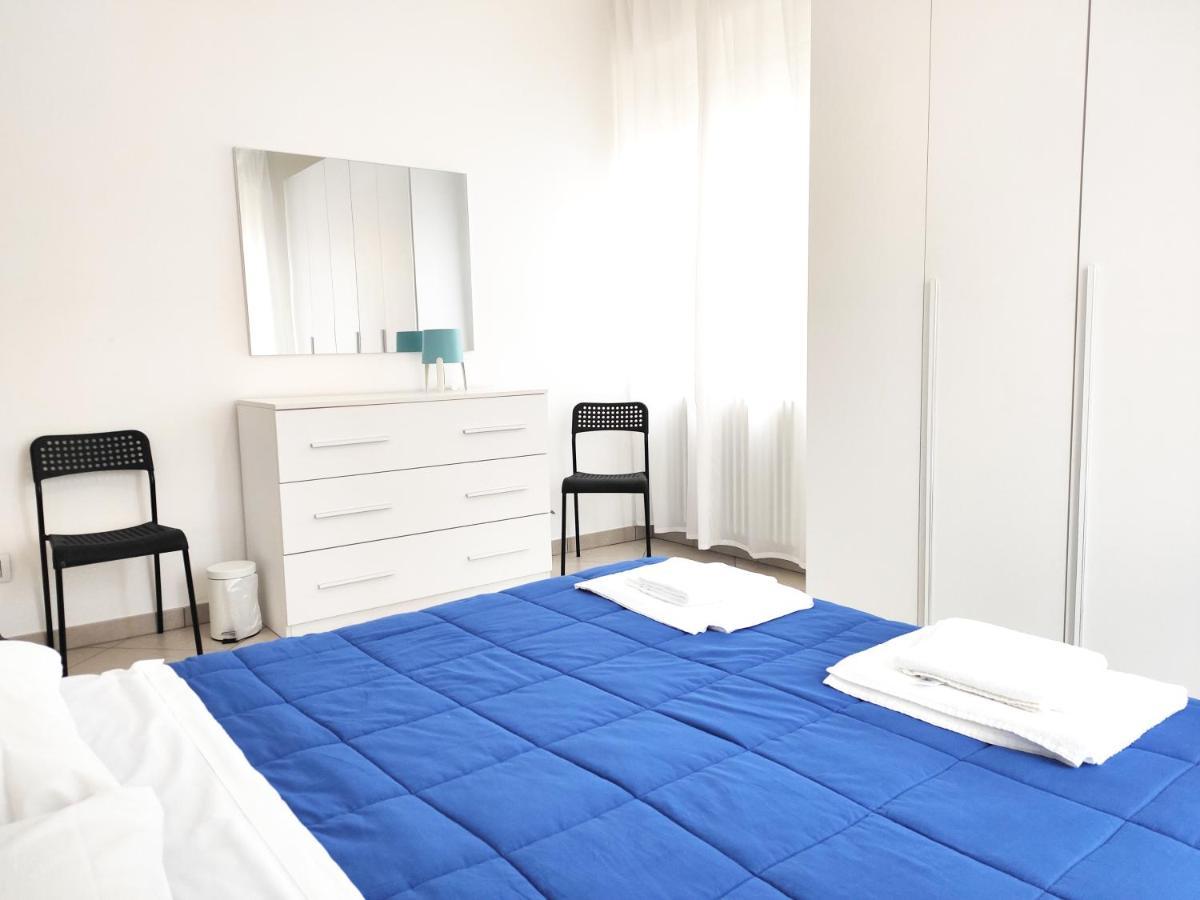 רימיני Mamma Casa Marina Center Apartments מראה חיצוני תמונה