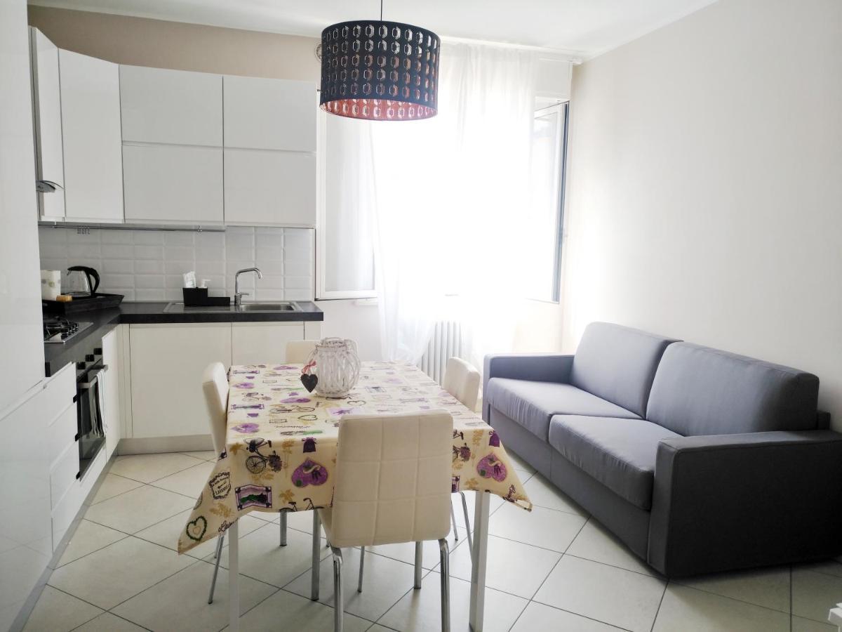 רימיני Mamma Casa Marina Center Apartments מראה חיצוני תמונה