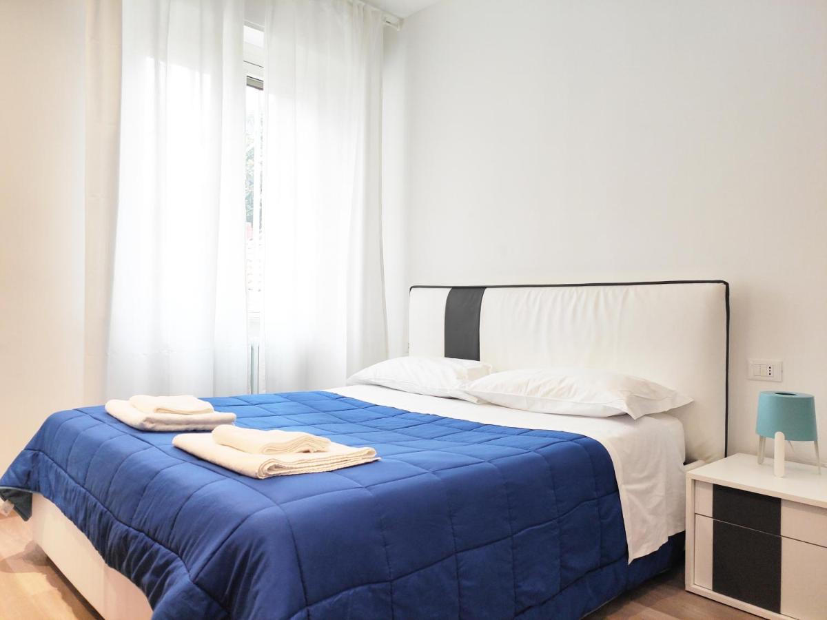 רימיני Mamma Casa Marina Center Apartments מראה חיצוני תמונה