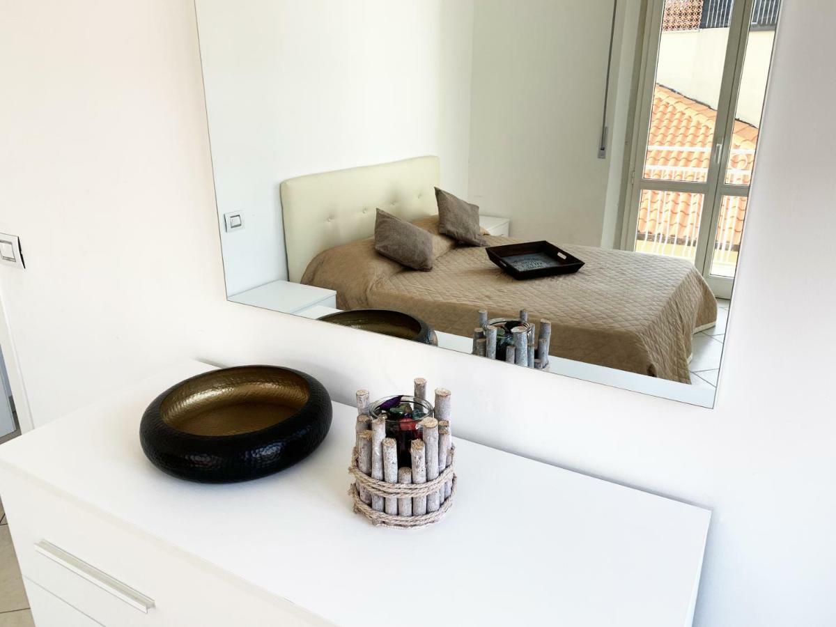 רימיני Mamma Casa Marina Center Apartments מראה חיצוני תמונה