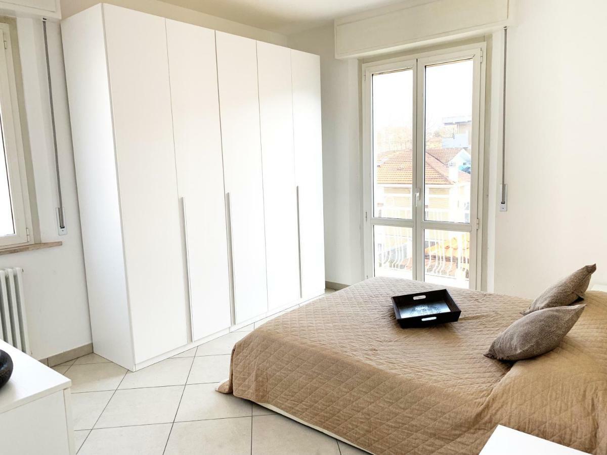 רימיני Mamma Casa Marina Center Apartments מראה חיצוני תמונה
