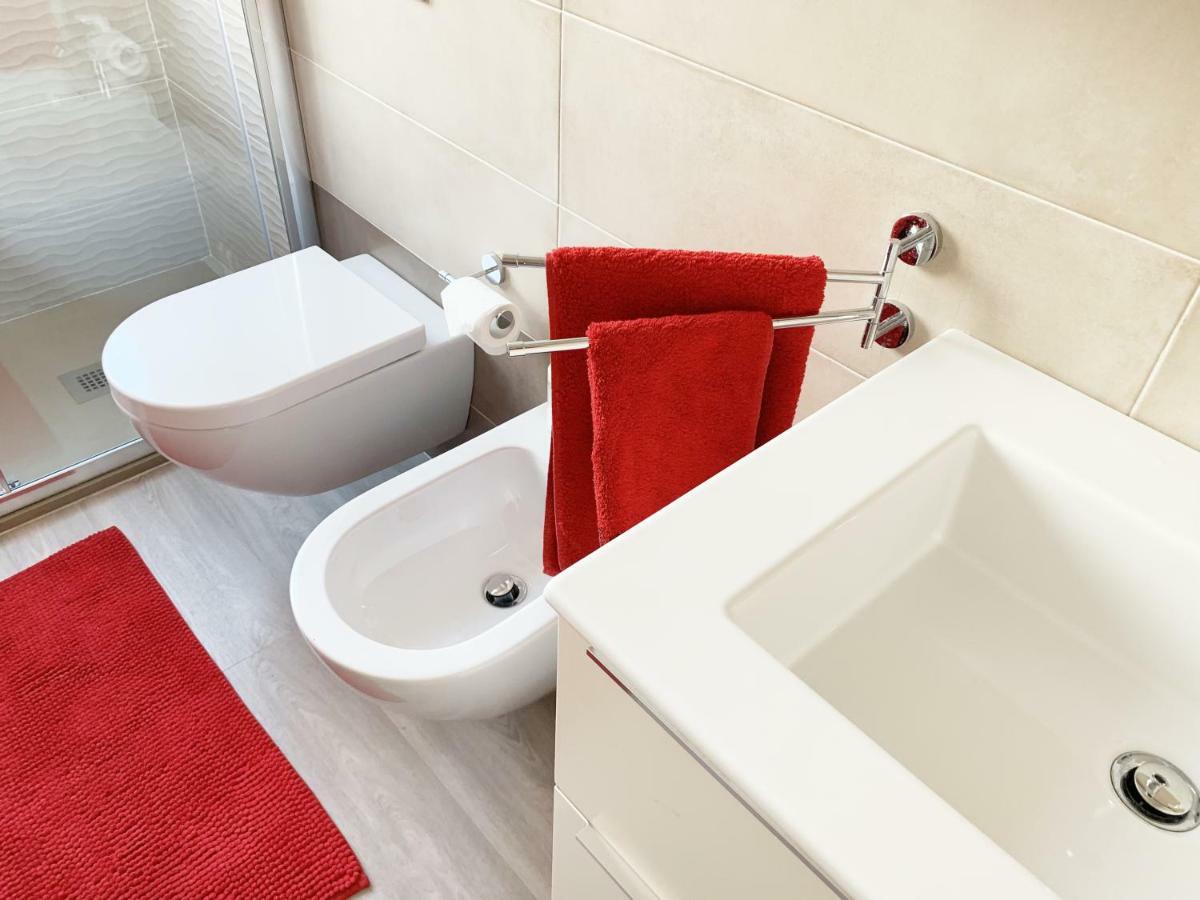 רימיני Mamma Casa Marina Center Apartments מראה חיצוני תמונה